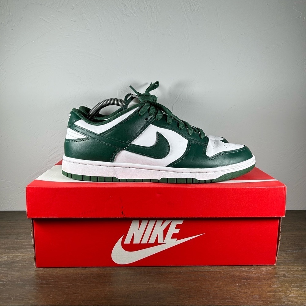 Nike Dunk Low Michigan State Men's Green White Sneakers size 9.5